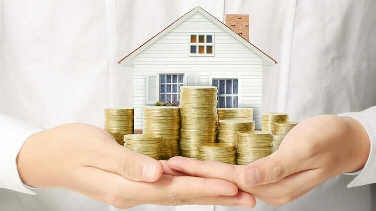 Is mortgage Refinancing a Good Strategy for Paying of Debt?