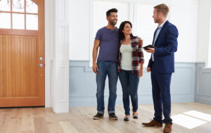 How can I get a first-time home buyer’s mortgage if I have bad credit?