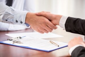 Can I Change Mortgage Companies Without Refinancing?